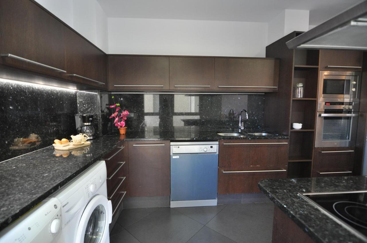 Rnet - Apartments Roses Centre Zewnętrze zdjęcie