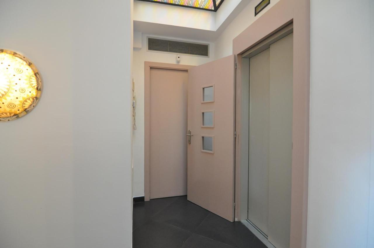 Rnet - Apartments Roses Centre Zewnętrze zdjęcie
